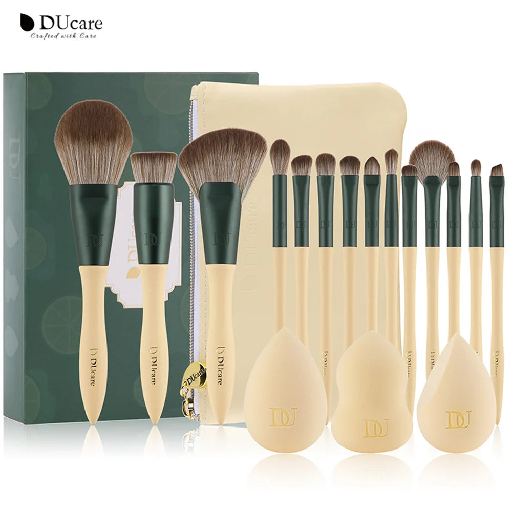 DUcare Makeup Set: 14 Brushes & 3 Sponges